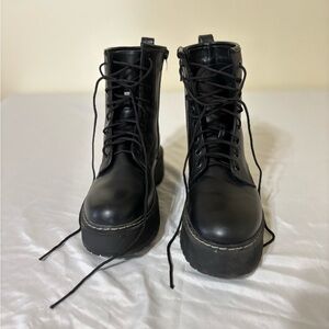 Steve Madden Bettyy Combat Boots